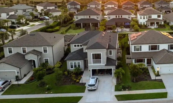 Dlaczego wycena nieruchomości ma tak duże znaczenie przy sprzedaży, zakupie lub podziale majątku?